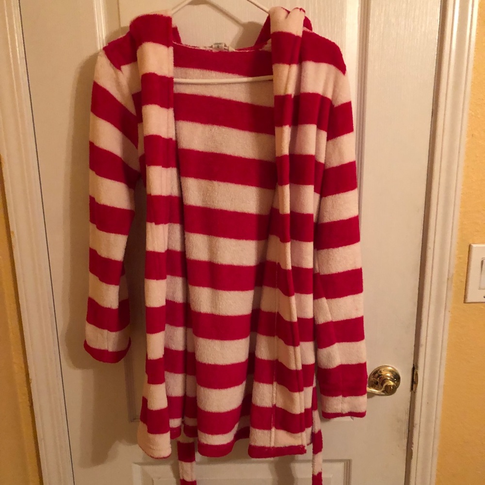 WARM COZY ROBE
